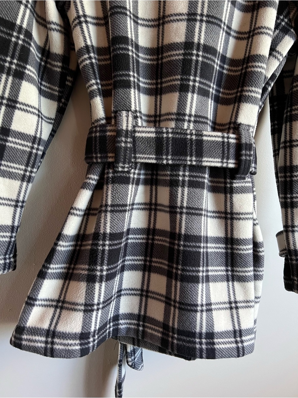 Lady Hathaway Plaid Coat Large Black White Belted Double Breasted Peacoat - Picture 8 of 9